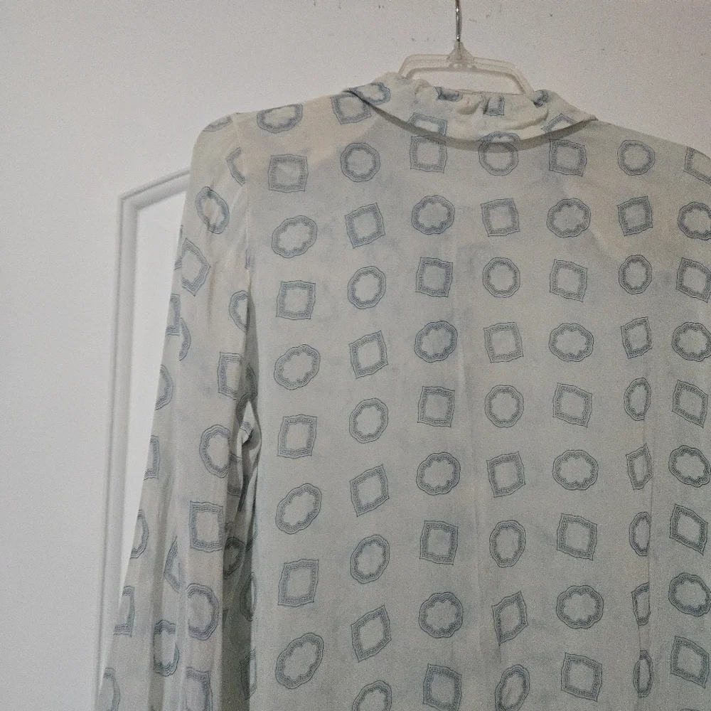 Vintage Giorgio Armani Sheer Blouse, SIZE 6 - Picture 14 of 16